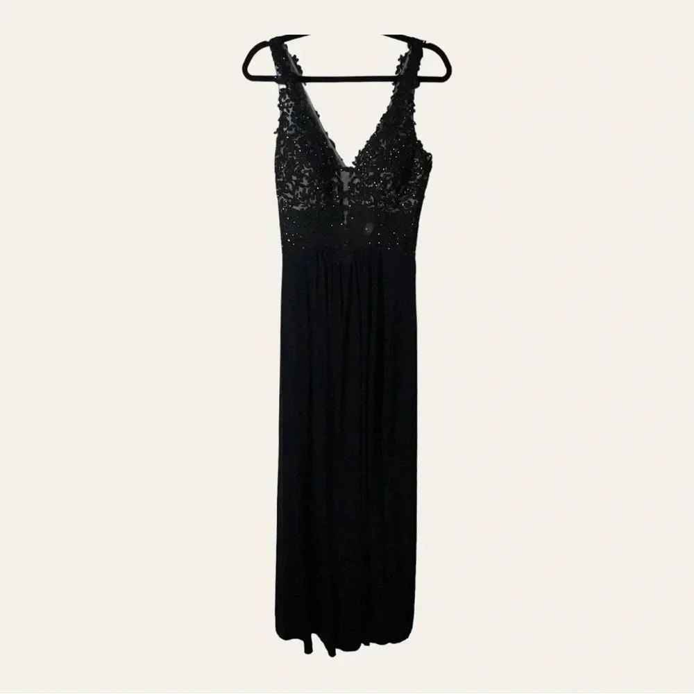 315. FAVIANA FORMAL MAXI DRESS THICK STRAPS BEADING FLOW DOWN STRAIGHT SIZE 6